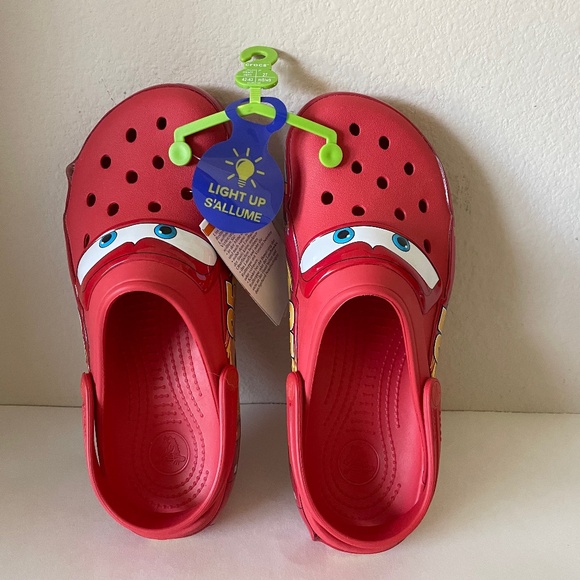 Crocs Unisex Adult Disney Pixar Cars Lightning McQueen Clog - Picture 1 of 5